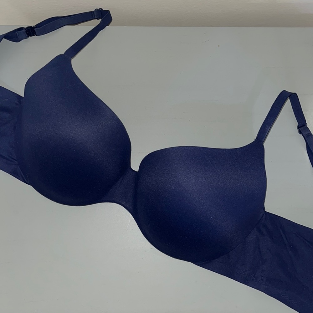 Victoria’s Secret bra